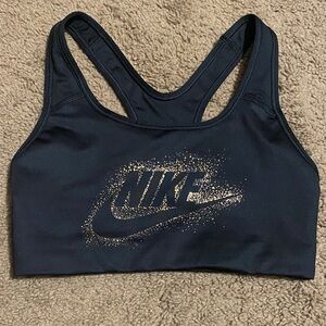 Nike Black Racerback Sports Bra for Active Comfort